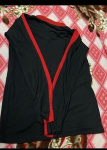 Bundle of 4 casual tops