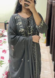 Pakistani Kurta Set🩶Grey