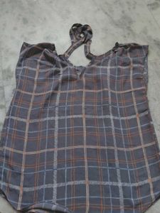 Chic Plaid Tunic Top