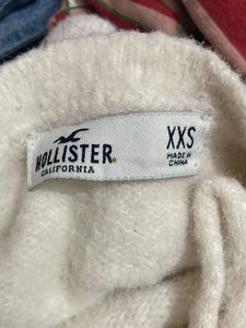 HOLLISTER Cozy White Fuzzy Cardigan