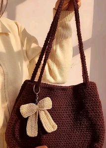 Chic Crochet Shoulder Bag with Bow