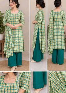 Stylish Checked Kurta Set