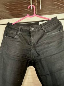 Black Skinny Jeans