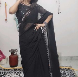 Elegant Black Saree without blouse