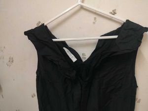 Chic Black Sleeveless Midi Dress