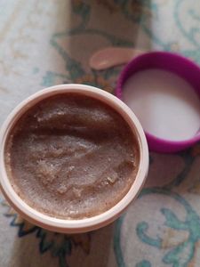 Ugly Lovely Fig Mask