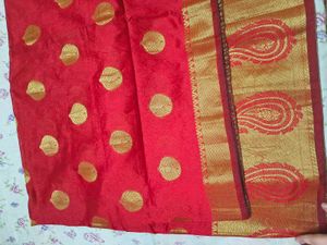 Elegant Red &amp; Cream Silk Sarees ( Combo )