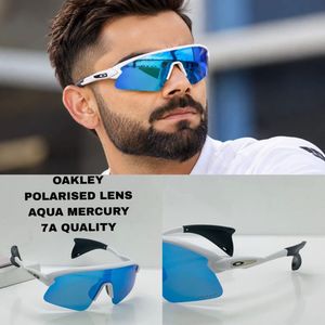 Oakley Polarised Lens Sunglasses