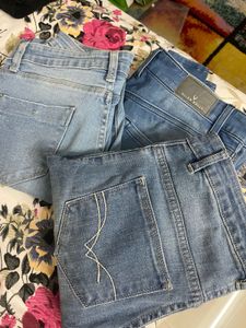 (3) Stylish Blue Denim Jeans dont miss
