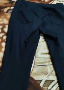 2 ladies zeans Stylish Blue Denim Jeans