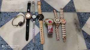 Beautiful Watches⌚Combo Pack Of 25 And 2 Freebies❤