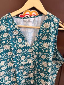 Sea Green Floral Top