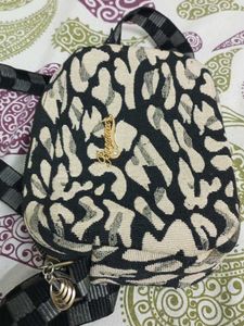 Stylish Camouflage Crossbody Bag