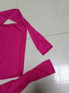Long Sleeve Cropped Athletic Top