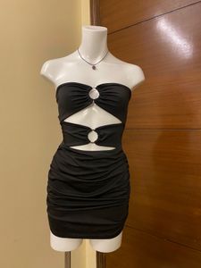 Black Cutout Bodycon Mini Dress 🍒