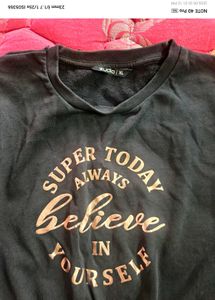 Graphic print top