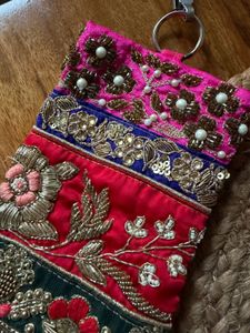Embellished Saree Waist Clip Pouch