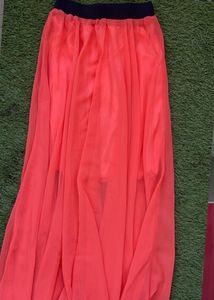 Women’s Pink Skirt. Fits Both XS And S And Is Strechable