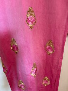 Elegant Pink &amp; Gold Embroidered Pakistani Kurti