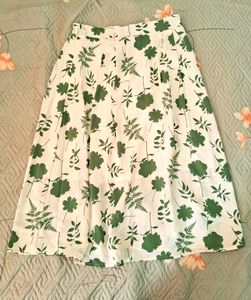 Chic Floral Print Midi Skirt tailored