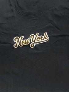 Black New York Tee