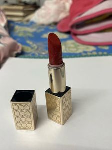 estee lauder scarlet kiss