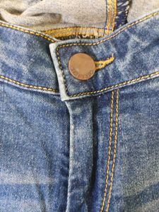 here and now Distressed Denim Jeans