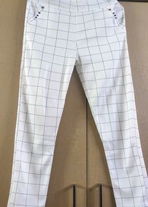 Women White Ankle Length Tights (New)