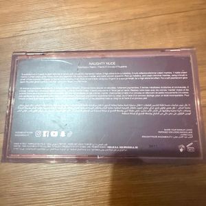 Huda Beauty Naughty Nude Eyeshadow Palette