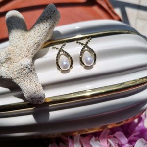 Pearl In Open Loop Korean Aesthetic Earrings
