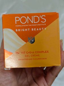 Pond's Bright Beauty Gel Creme