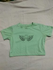 Angel Wings Graphic Cropped T-Shirt