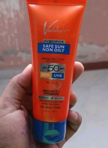 Vartika's Safe Sun Non Oily SPF 50