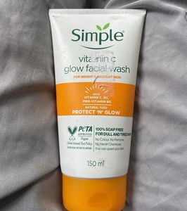 Simple Vitamin C Glow Facial Wash
