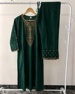 Elegant Green Embroidered Kurta Set