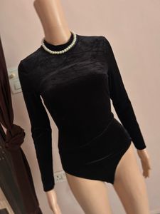 Black Velvet Backless Top (32 bust)