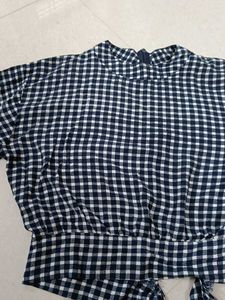 Gingham Tie-Up Crop Top