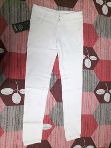🆕️Korean White Denim Jeans