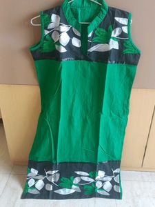 Cotton Green Floral Kurta with Attached Sleeves