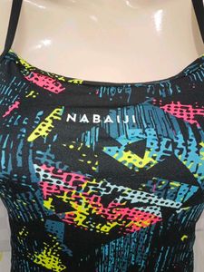 (900)Nabaiji Swimsuit - Size M