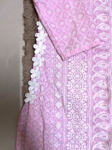 Side Lace Embroidered Kurta