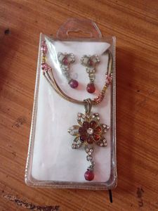 Necklace With Earings Set