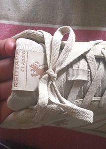 Red Tape Men's White Lace-Up Sneakers