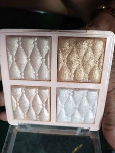 Highlighter Palette - Shimmering Glow
