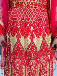 Ethnic Wedding Gown With Duppata And Lagging
