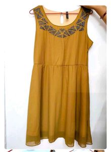 Sleeveless Short Dress 👗 for PARTY WEAR 🌴❤️
