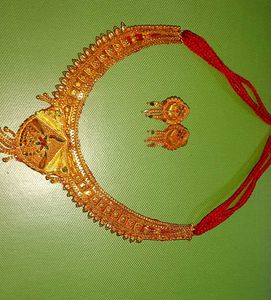 Elegant Gold-Plated Necklace