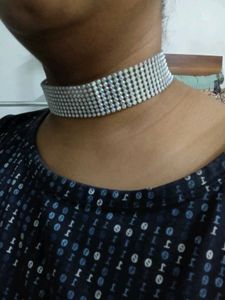 Sparkling Rhinestone choker necklace