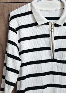 Striped Knit Zip-Up Top – Stylish & Comfortable