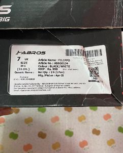 Aeros Black Lace-Up Sneakers